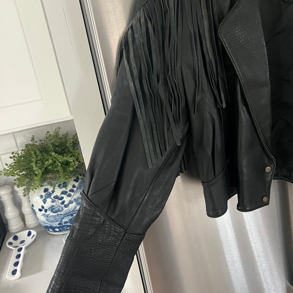 Vintage Black Leather Fringe Jacket - Picture 5 of 9